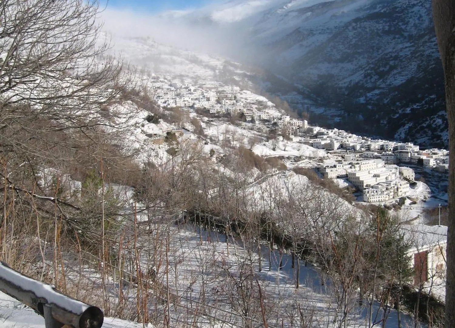 ** Campsite Bungalow Camping Trevelez Spain
